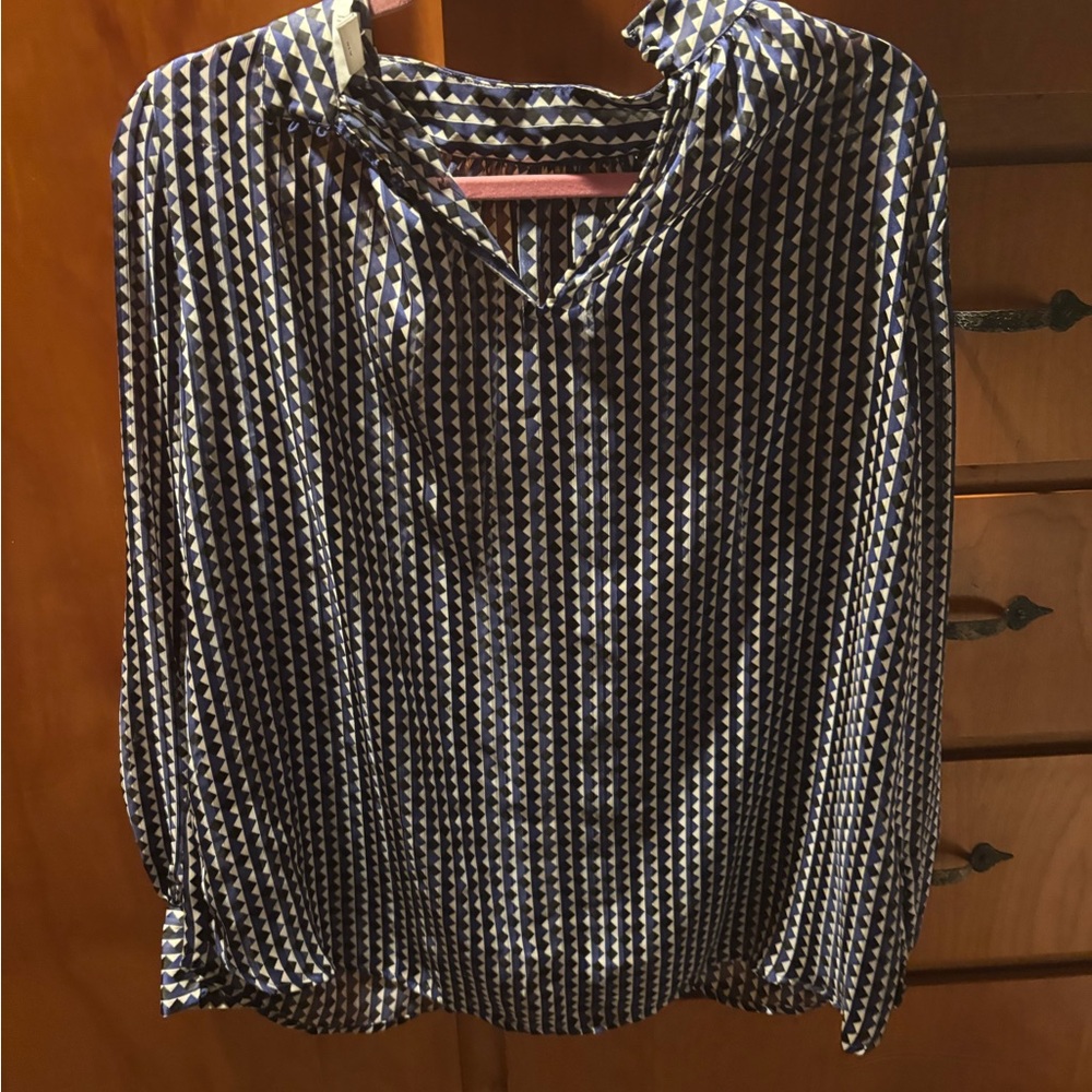 H&M Blue and White Patterned Blouse